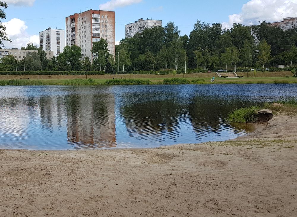 Товарищи отдыхающие Саровчане оказались равнодушны к реновации пляжа на Бассейне